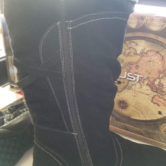 Super cute boots - Picture 5 of 6